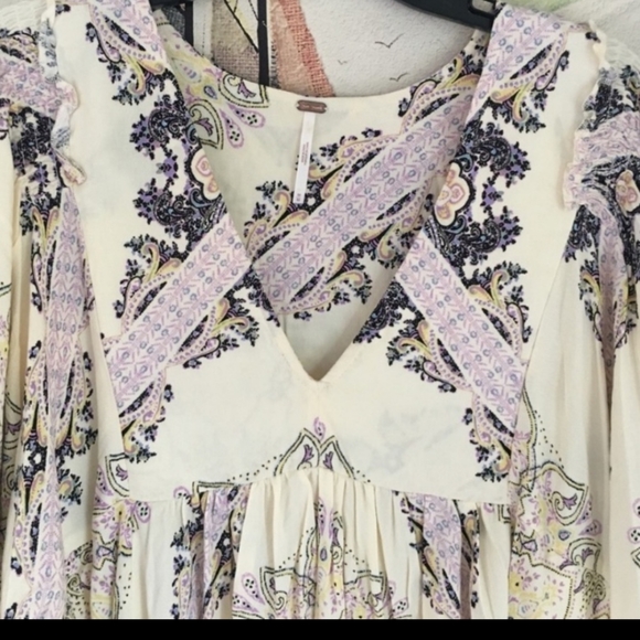 🥳HP🥳Free People Long Sleeve Bubble Dress Cream Green Purple Flower Womens M - Picture 6 of 6